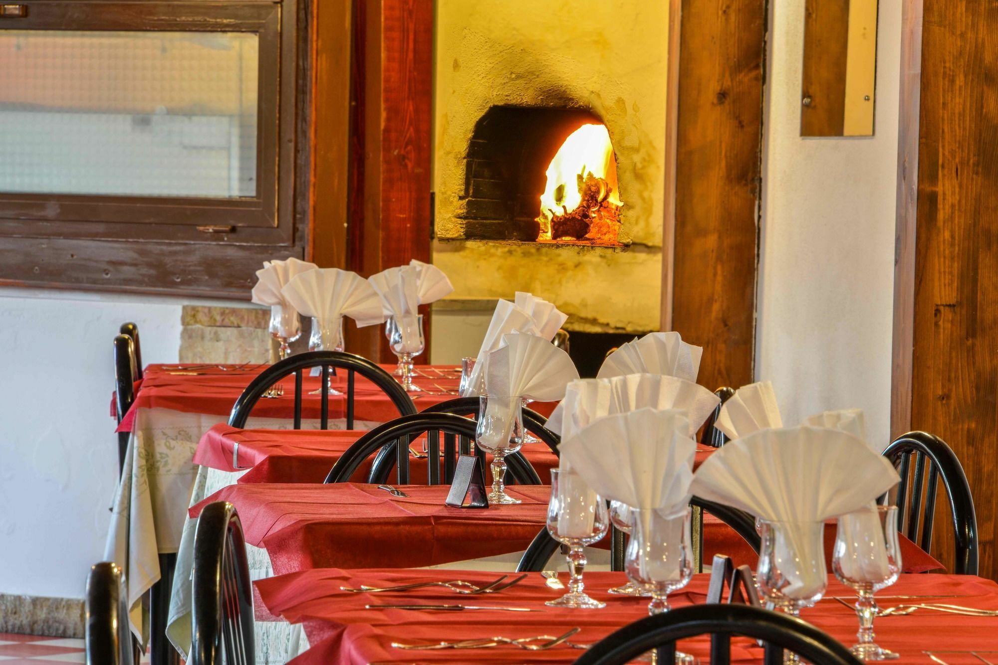 Hotel Piccolo Paradiso ペスキチ エクステリア 写真